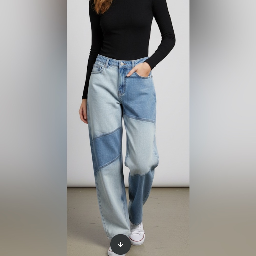 Hollister Women’s Ultra High Rise Wide Leg Jeans Size 15R 32x31 Patchwork
